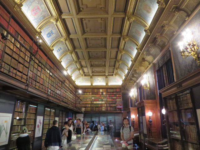 Bibliothèque du château de Chantilly