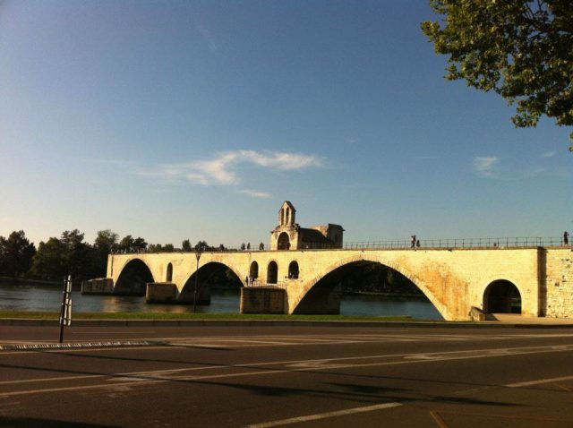 Le pont d'Avignon, après-midi calme