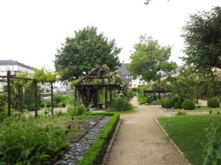 Jardin du prieuré Locmaria